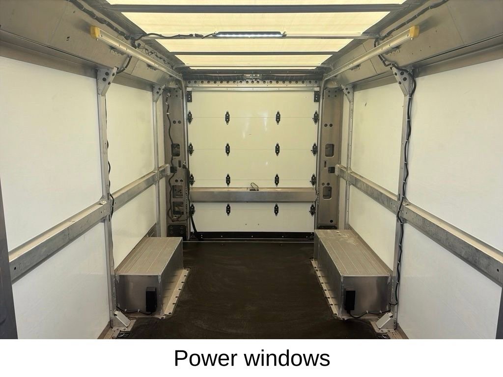 Used 2024 Chevrolet Brightdrop 600 w/ Commercial Equipment Package AWD/4WD image 24