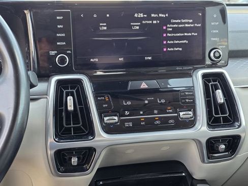 Used 2022 Kia Sorento SX AWD/4WD image 10