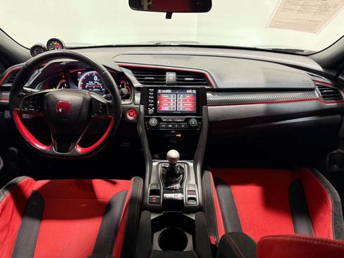 Used 2019 Honda Civic Type R image 15
