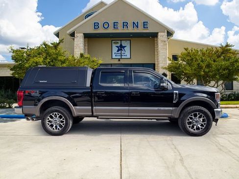 Used 2022 Ford F250 Lariat w/ Lariat Ultimate Package AWD/4WD image 7