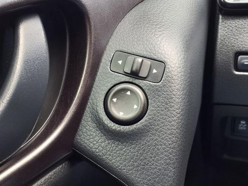 Used 2022 Nissan Rogue Sport S FWD image 26