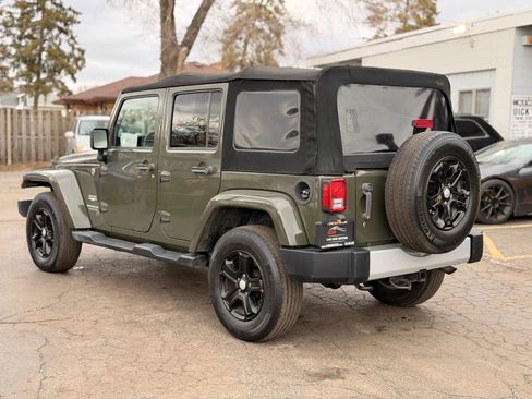 Used 2015 Jeep Wrangler Unlimited Sahara w/ Connectivity Group image 6
