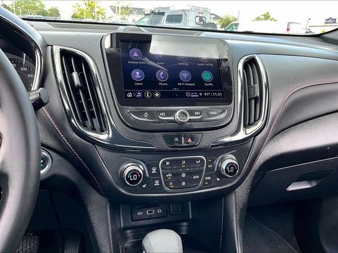 Used 2023 Chevrolet Equinox RS w/ RS Leather Package FWD image 18