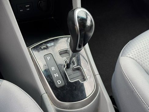 Used 2015 Hyundai Accent Sport image 29