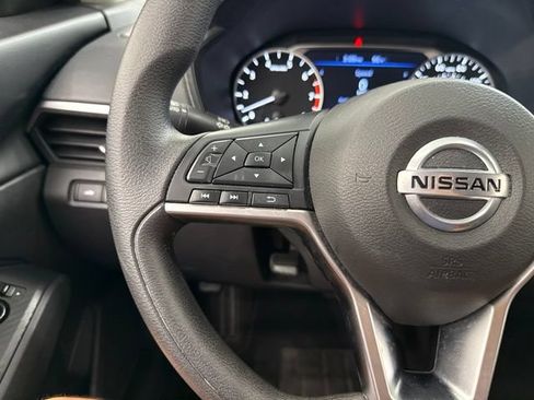 Used 2022 Nissan Altima 2.5 SV FWD image 21