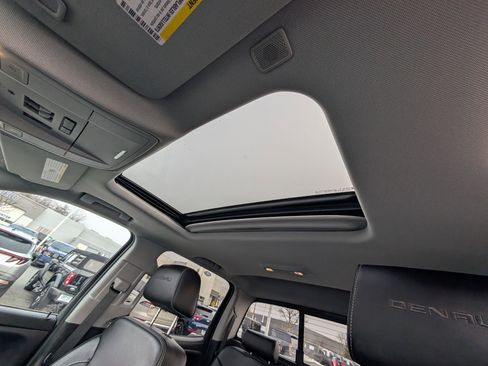 Used 2018 GMC Sierra 1500 Denali w/ Denali Ultimate Package image 29