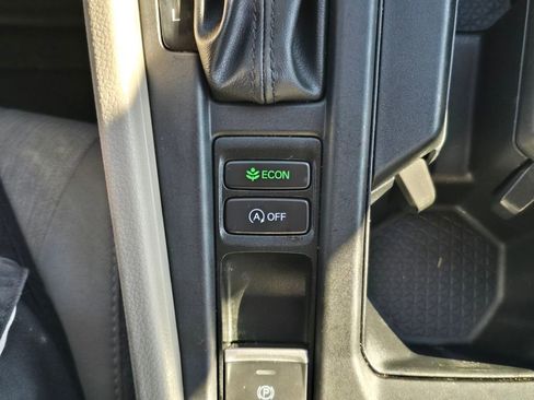 Used 2023 Honda Accord EX image 31