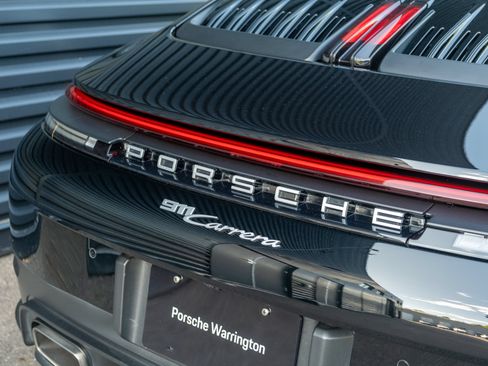 Certified 2025 Porsche 911 Carrera RWD image 18