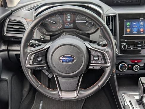 Used 2020 Subaru Crosstrek 2.0i Premium w/ Moonroof Package 2 AWD/4WD image 25