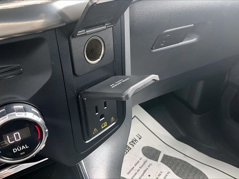 Used 2021 Ford F150 Lariat w/ FX4 Off-Road Package AWD/4WD image 32