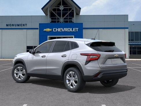 New 2026 Chevrolet Trax LS image 3