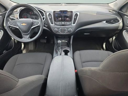 Used 2020 Chevrolet Malibu LT image 18