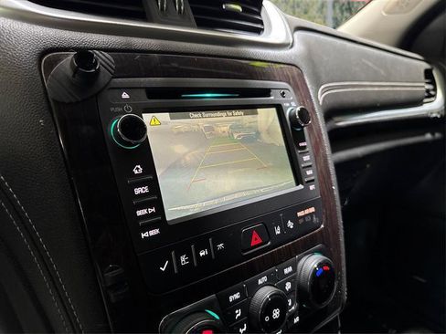 Used 2017 Chevrolet Traverse Premier AWD/4WD image 23