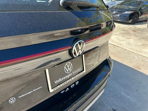 New 2026 Volkswagen Taos S image 30