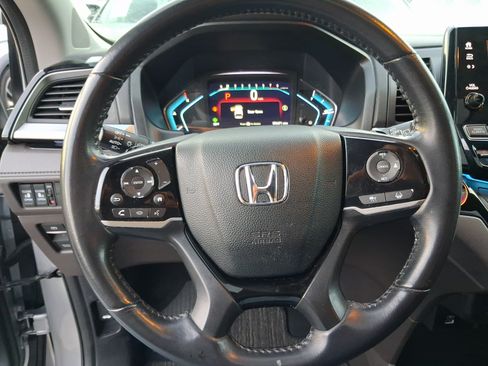 Used 2022 Honda Odyssey Touring image 16