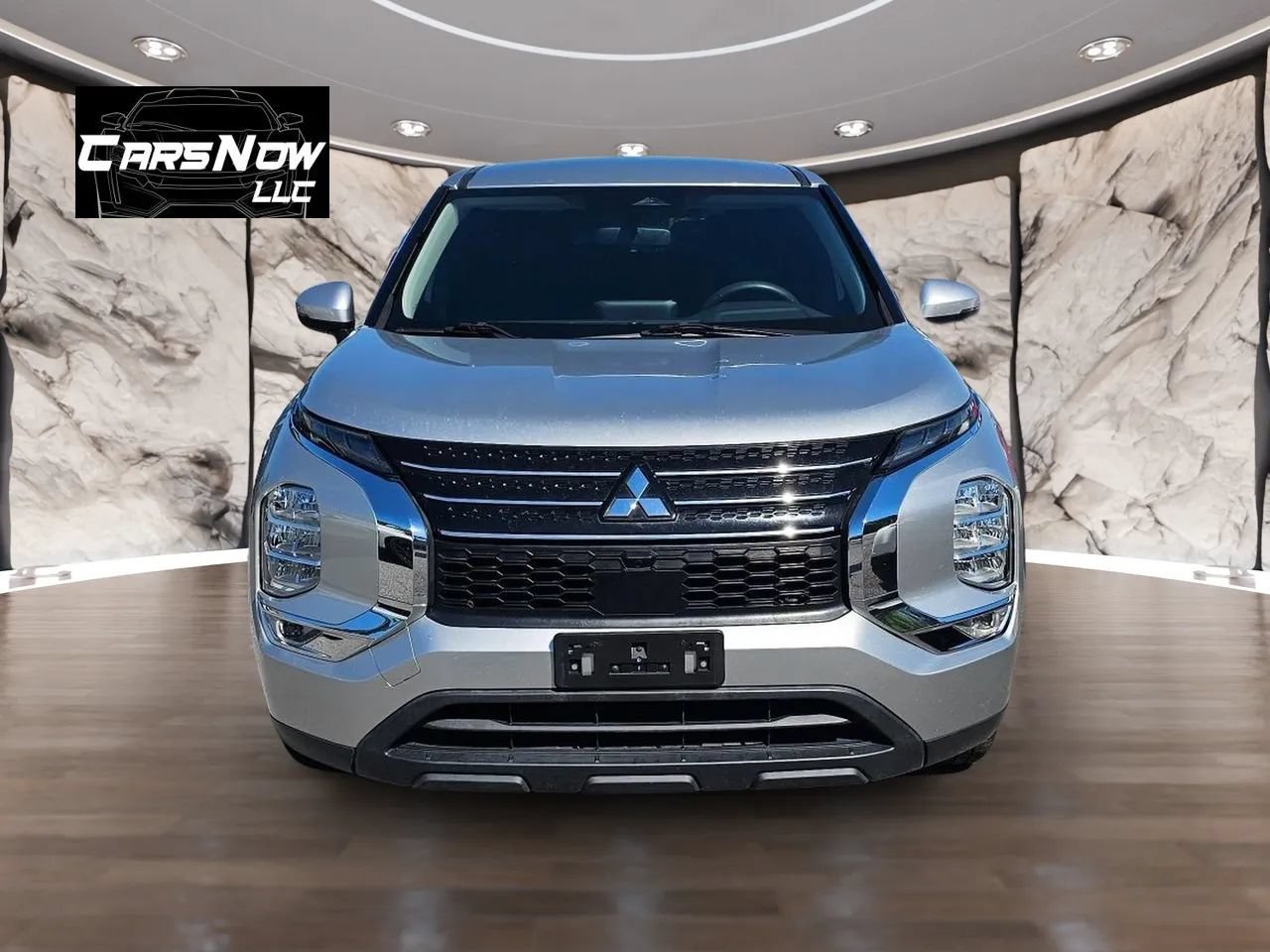 Used 2022 Mitsubishi Outlander ES FWD image 2