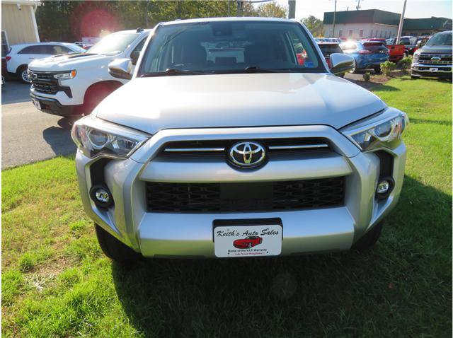 Used 2022 Toyota 4Runner SR5 Premium AWD/4WD image 15