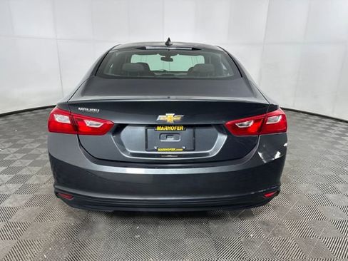 Used 2017 Chevrolet Malibu LS image 4