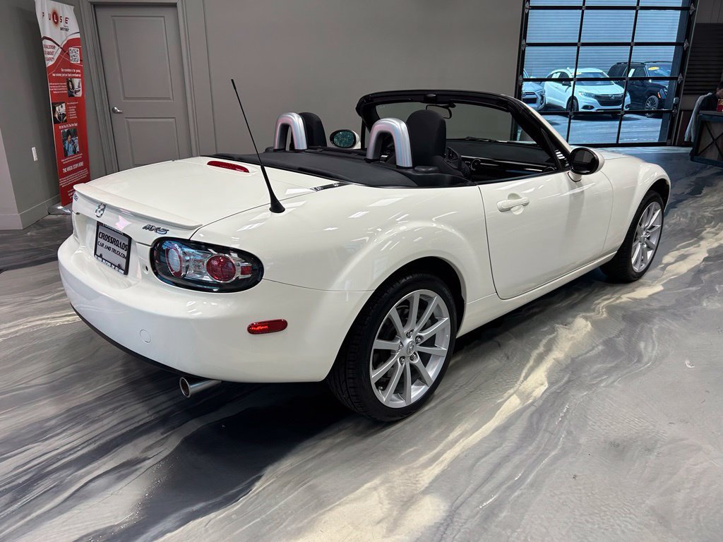 Used 2007 MAZDA MX-5 Miata Touring RWD image 23