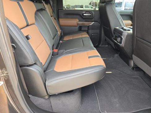 Used 2020 Chevrolet Silverado 2500 High Country w/ Z71 Off-Road Package AWD/4WD image 25