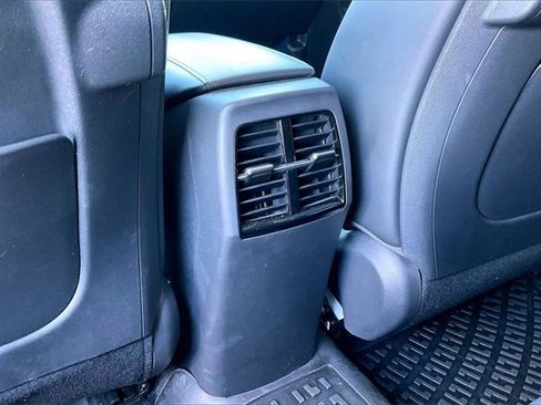 Used 2023 Kia Niro EX Touring image 25