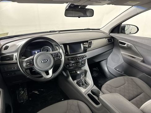 Used 2017 Kia Niro LX image 21