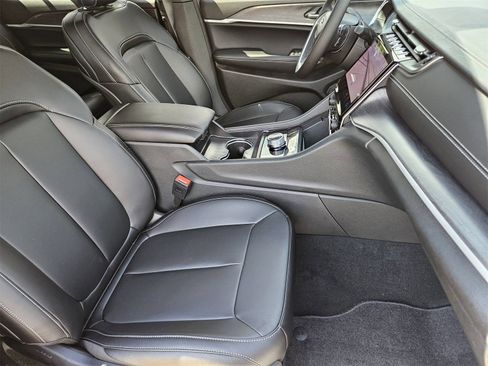 New 2025 Jeep Grand Cherokee L Limited w/ Black Appearance Package RWD image 16