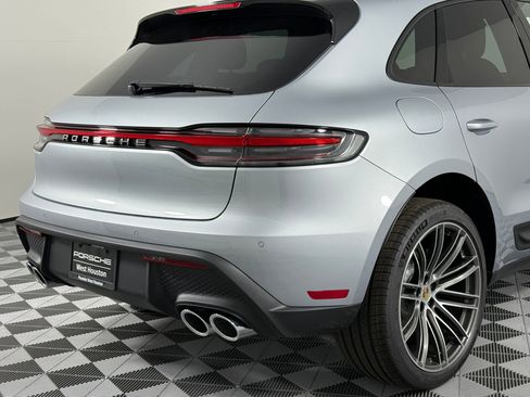 Certified 2026 Porsche Macan AWD/4WD image 27