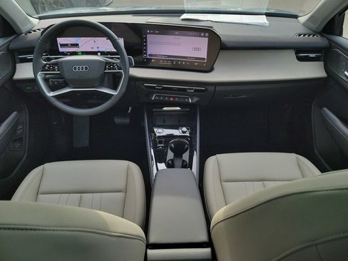 New 2026 Audi Q3 quattro 2.0T AWD/4WD image 23