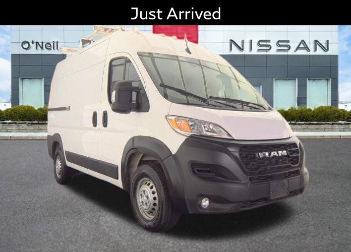 Used 2024 RAM ProMaster 2500 w/ Convenience Group FWD image 1