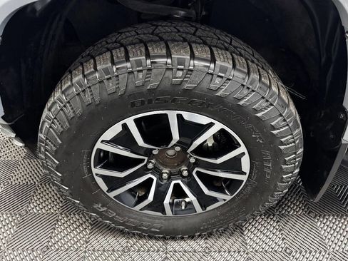 Used 2020 Toyota Tacoma TRD Sport w/ Technology Package RWD image 21