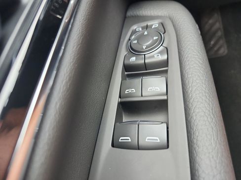 New 2026 GMC Yukon Denali w/ Denali Reserve Package image 18