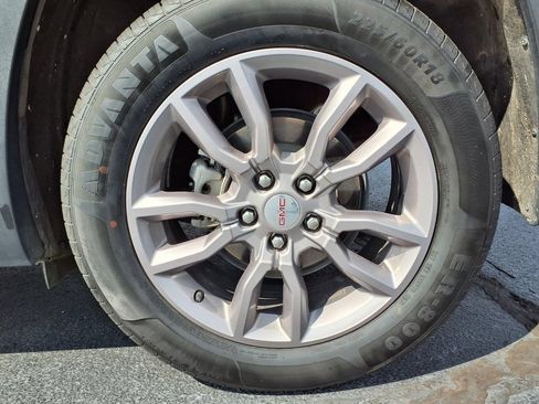 Used 2024 GMC Terrain SLT AWD/4WD image 36
