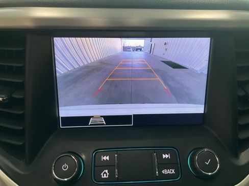 Used 2020 GMC Acadia SLT image 14