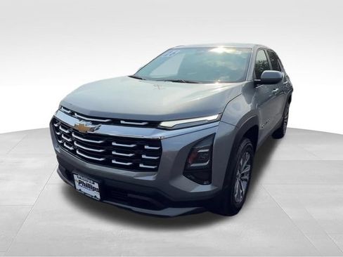 Certified 2026 Chevrolet Equinox LT w/ LPO, Floor Liner Package FWD image 2