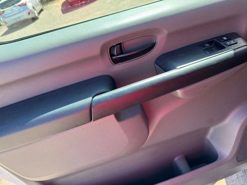 Used 2016 Nissan NV 3500 SL image 11