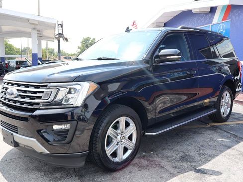 Used 2019 Ford Expedition XLT w/ Equipment Group 202A RWD image 8
