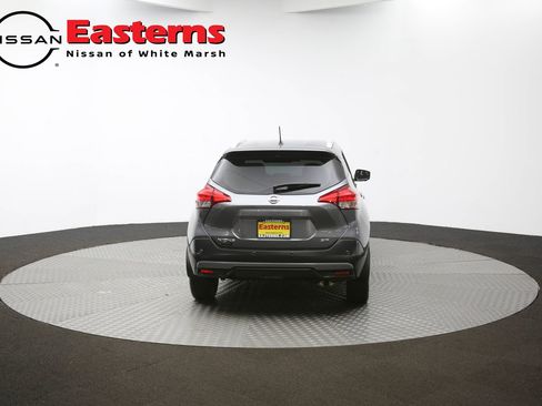 Used 2020 Nissan Kicks SR image 88