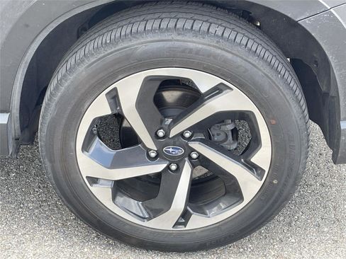 Used 2023 Subaru Forester Touring image 11