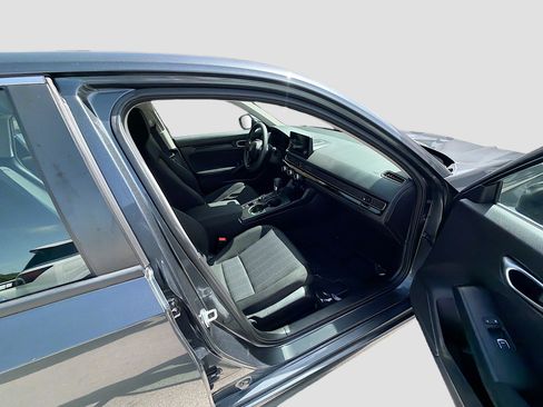 Certified 2023 Honda Civic LX image 30