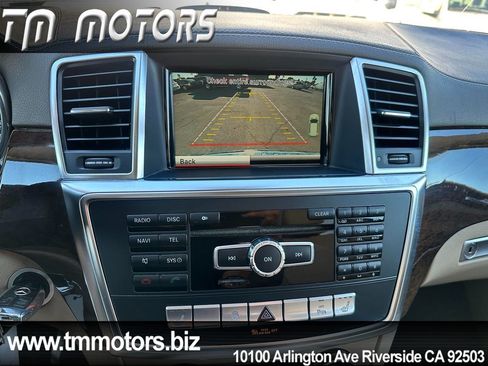 Used 2014 Mercedes-Benz GL 450 4MATIC image 9