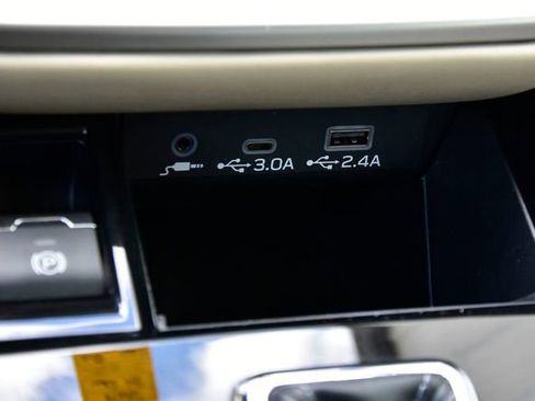 Used 2024 Subaru Legacy Limited image 25