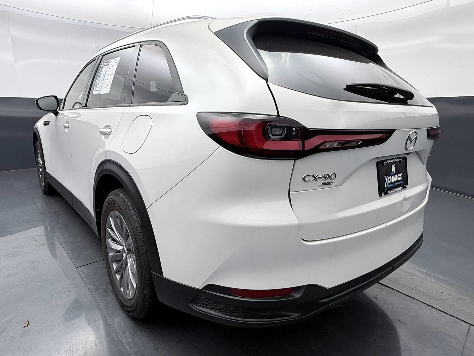 Used 2024 MAZDA CX-90 3.3 Turbo w/ Preferred Plus AWD/4WD image 5