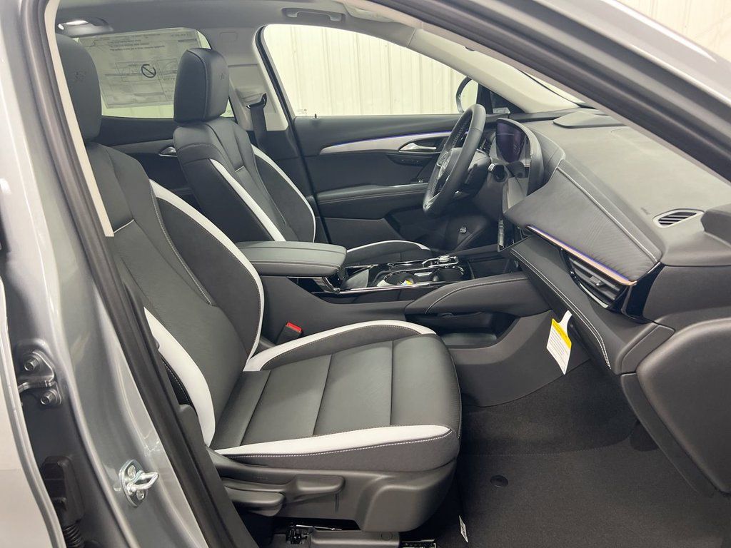 Used 2025 Buick Envision Sport Touring AWD/4WD image 23