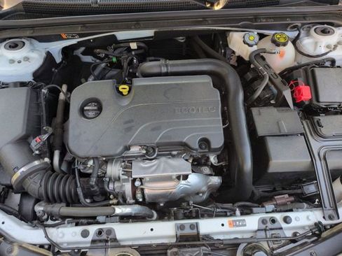 Used 2023 Chevrolet Malibu LS FWD image 34