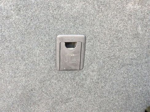 Used 2024 Toyota 4Runner SR5 Premium image 31