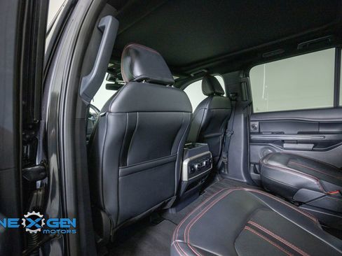 Used 2024 Ford Expedition Limited AWD/4WD image 27