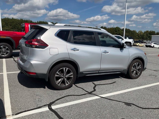 Used 2018 Nissan Rogue SL w/ Premium Package AWD/4WD image 5