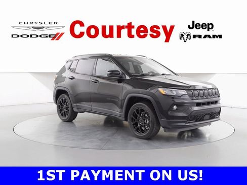 Certified 2022 Jeep Compass Altitude w/ Convenience Group image 1