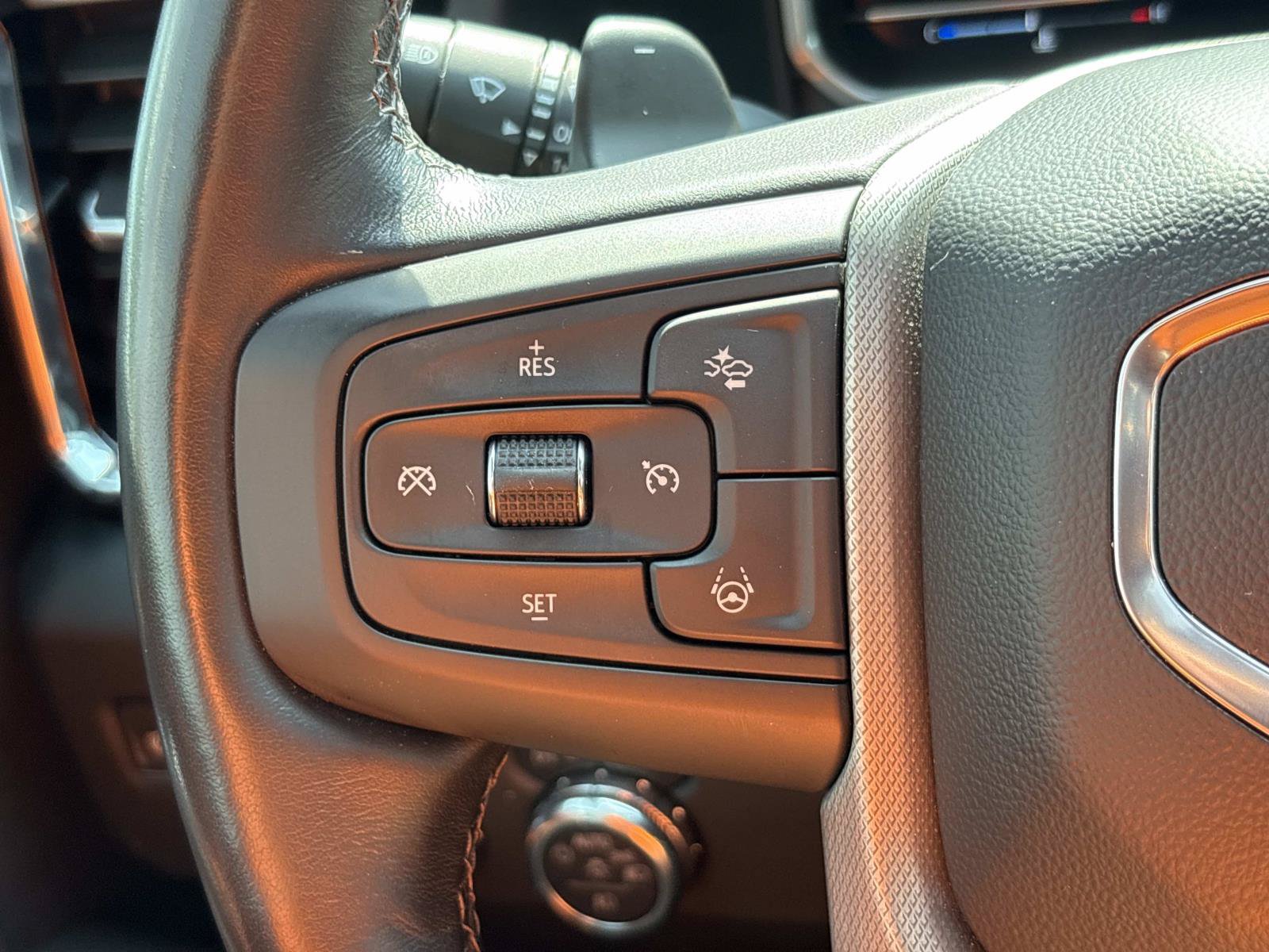 Used 2023 GMC Sierra 1500 Denali w/ Technology Package AWD/4WD image 21